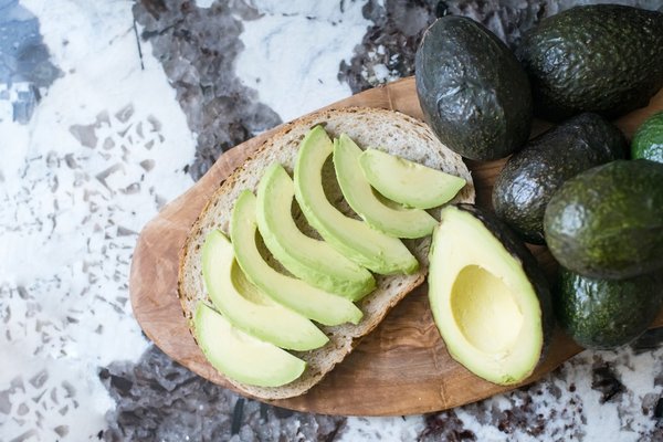 Est-ce que l'avocat se met au frigo ?